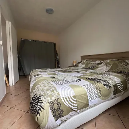 Prázdninový dům Maison Calme, Avec Terrasse Et Parking Brancourt-le-Grand